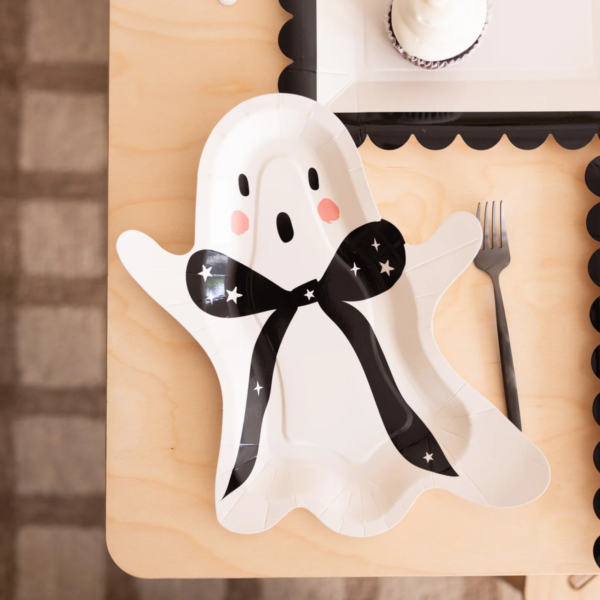 Booquette Ghost Shaped Plate