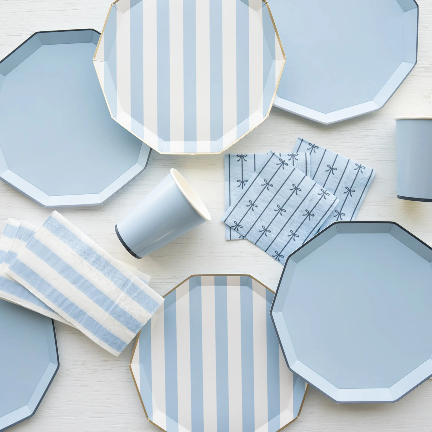 Plato 8.75" Sky Blue