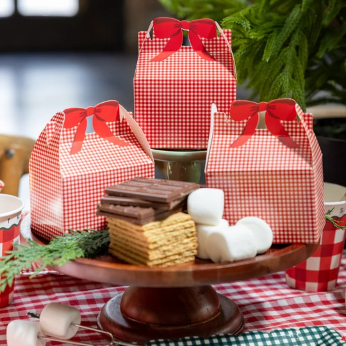 Red Gingham Gable Box