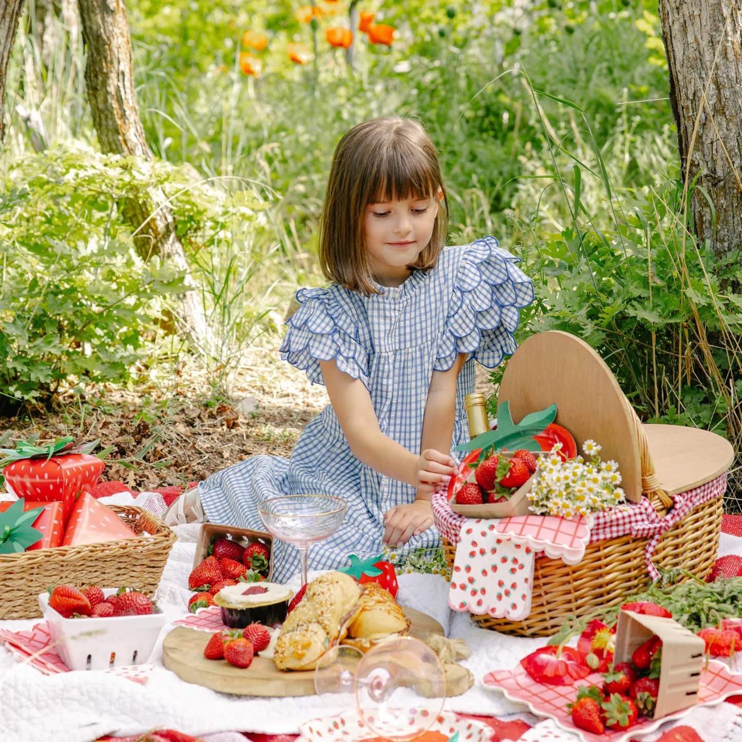 Strawberries Dinner Napkin