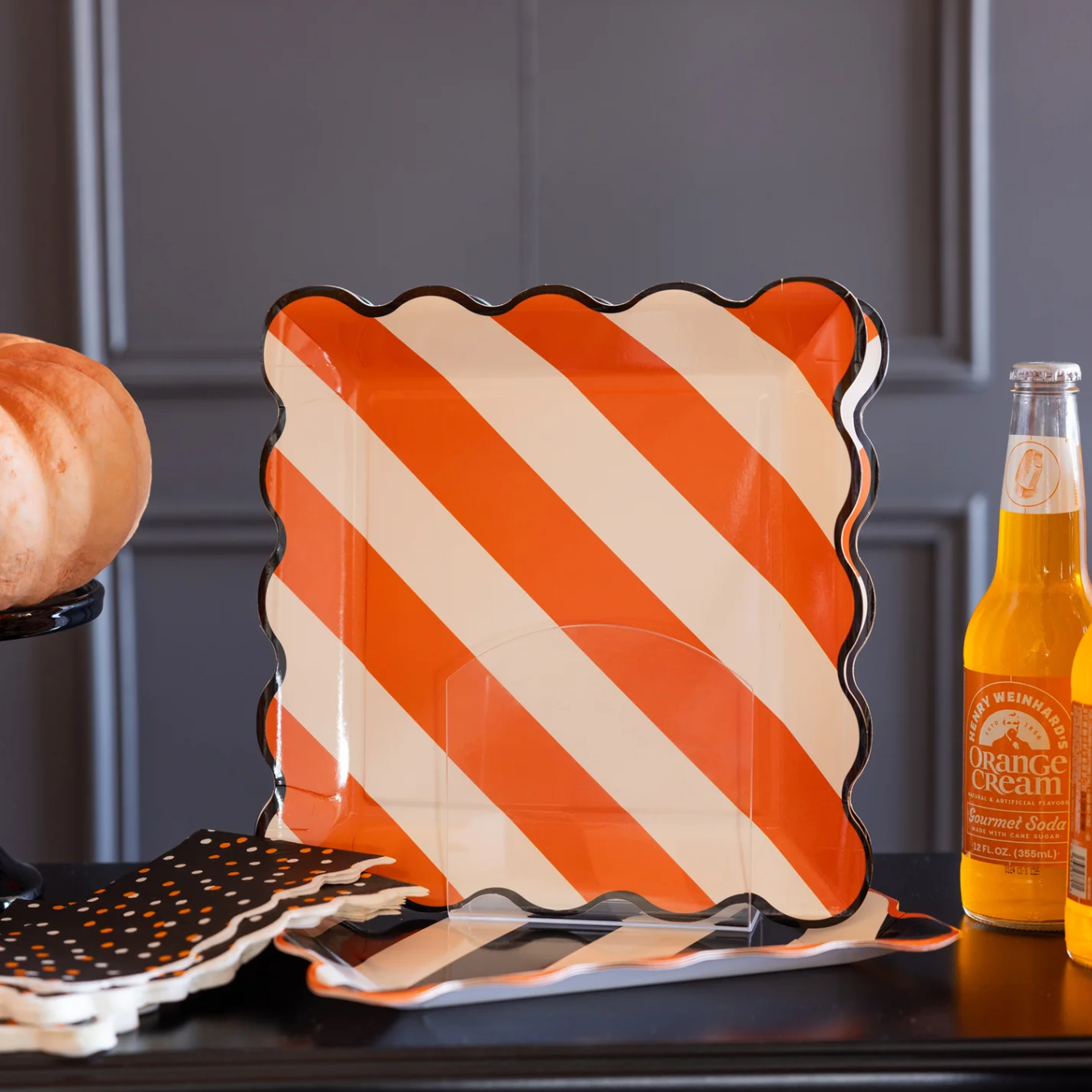 Striped 10" Paper Plate Set