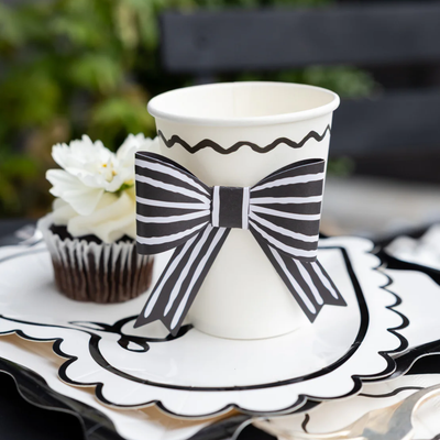 Black & White Cups