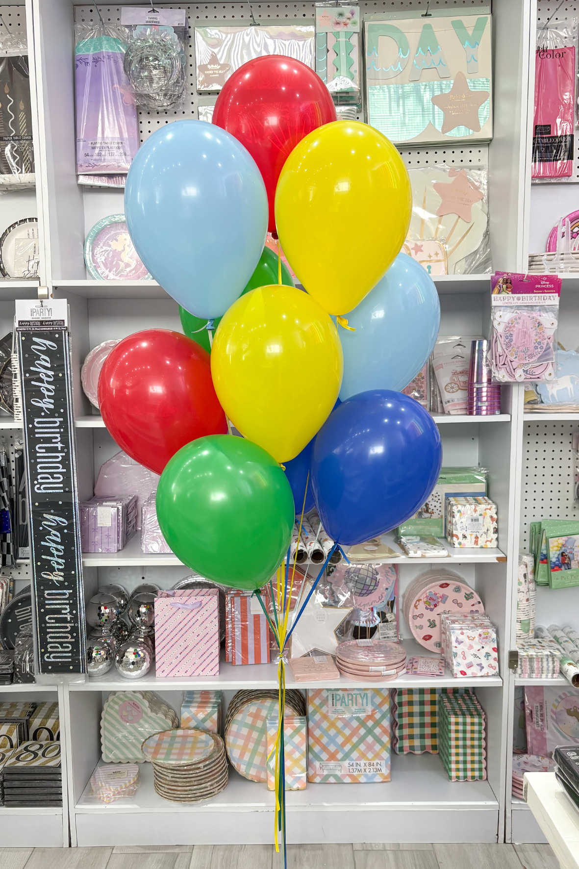 RAMILLETE COLORIDO DE GLOBOS DE LATEX