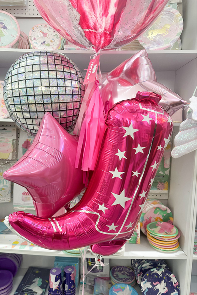 Ramillete de globos de temática vaquera